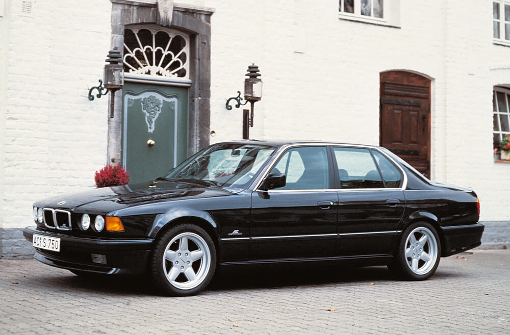首款 ACS7 · BMW E32