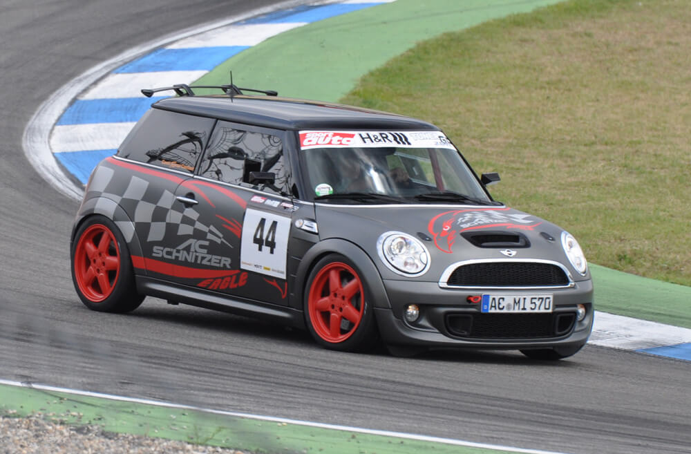EAGLE · 2011年 Hockenheim 赛道官方资料图