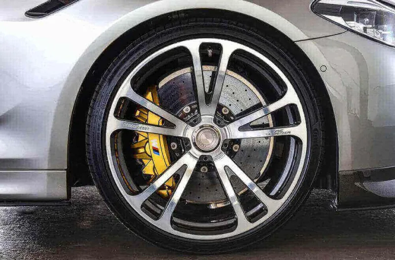 21 英寸 轮毂轮胎套装 AC3 Evo 锻造 银色 / 深灰 Michelin